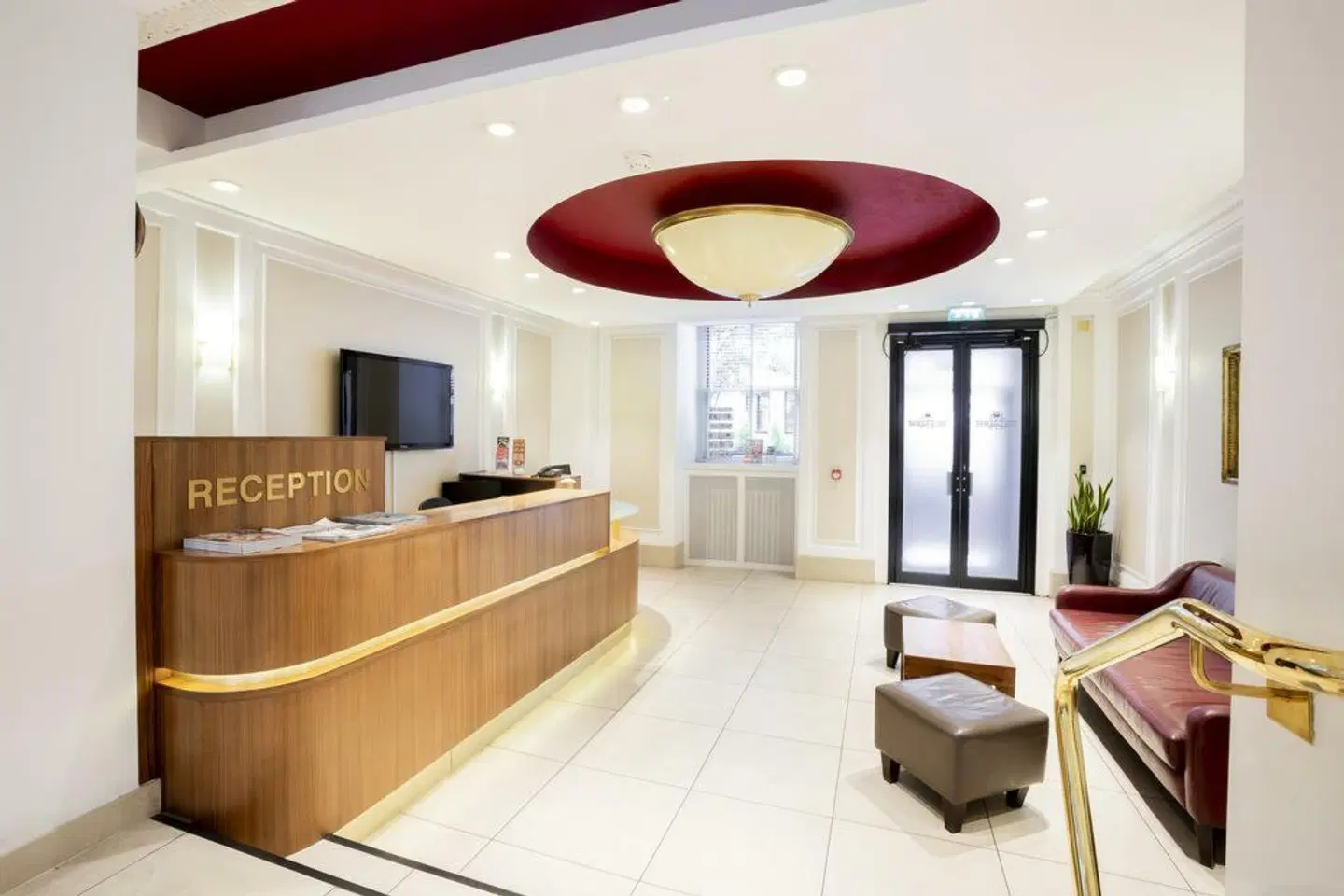 Astor Court LOUNGE_LOBBY