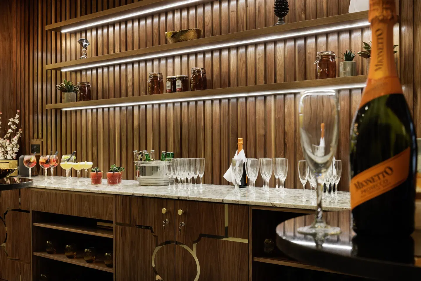 Hilton Belfast Bar