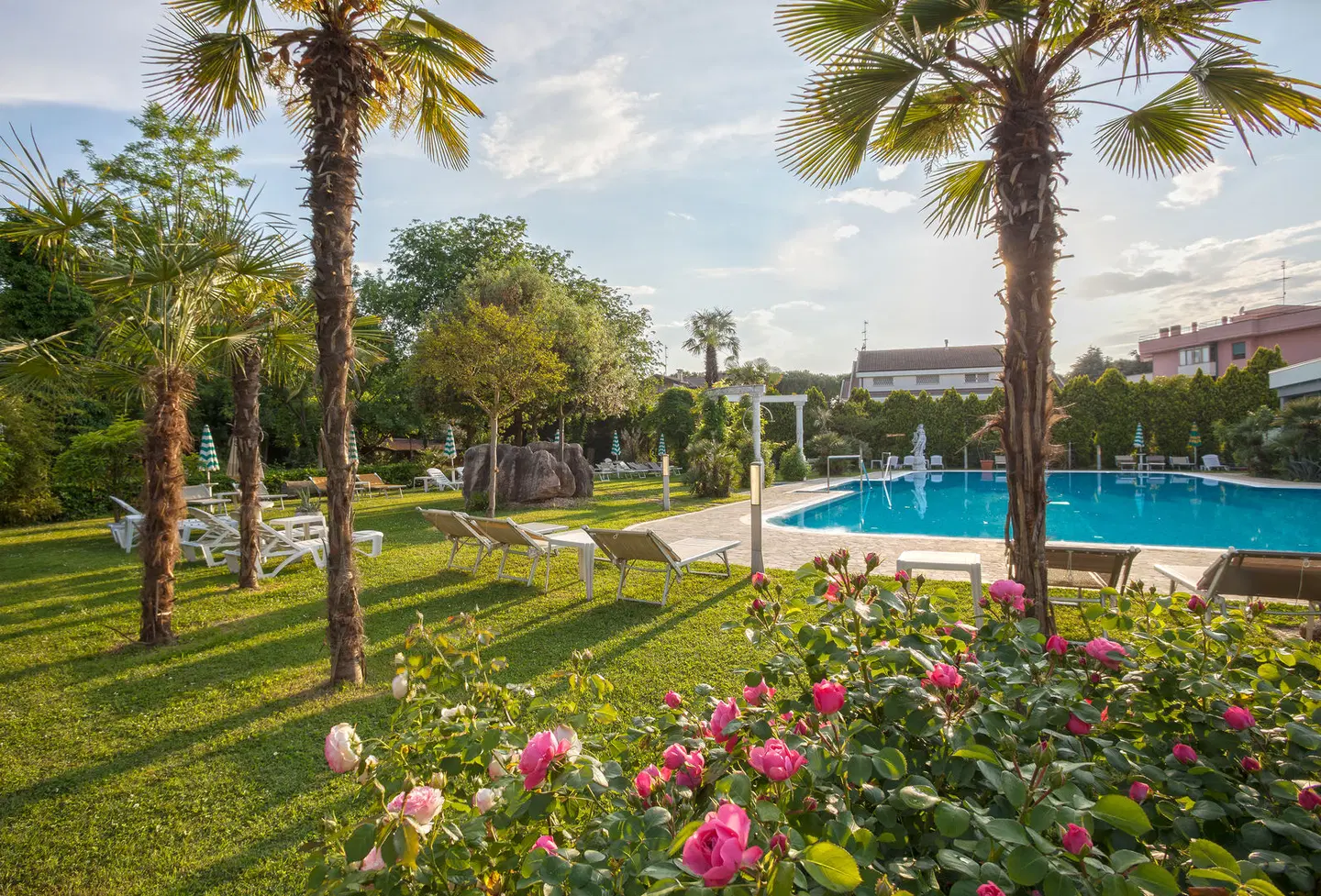 Hotel Harrys' Garden Garten