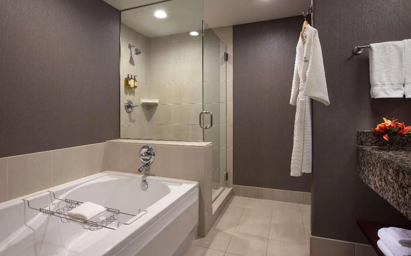 The Paramount Hotel Portland Badezimmer