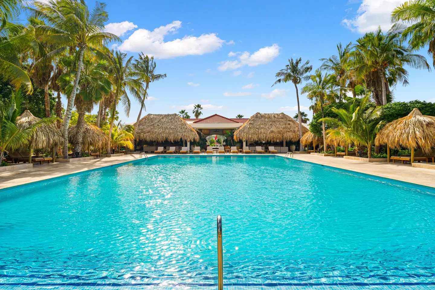 Sonesta Hotels & Resorts Livingstone Curaçao OUTDOOR_POOL