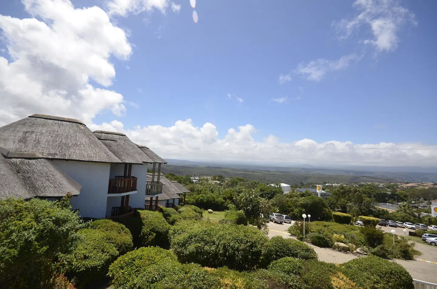 Whalesong Hotel & Spa EXTERIOR