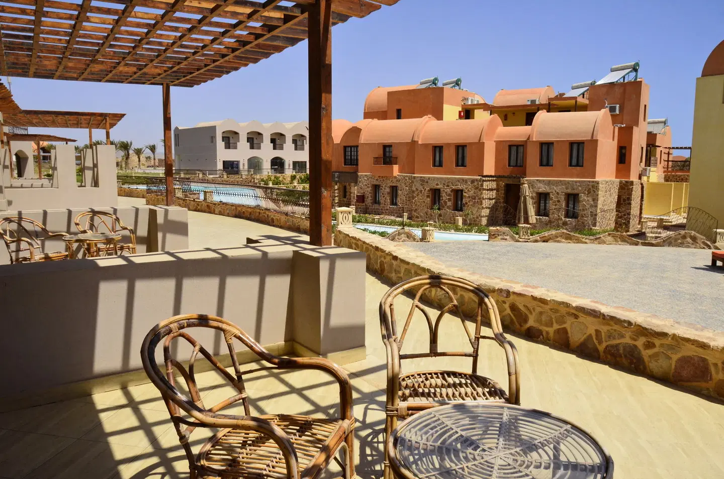 Rohanou Beach Resort & Ecolodge Terrasse