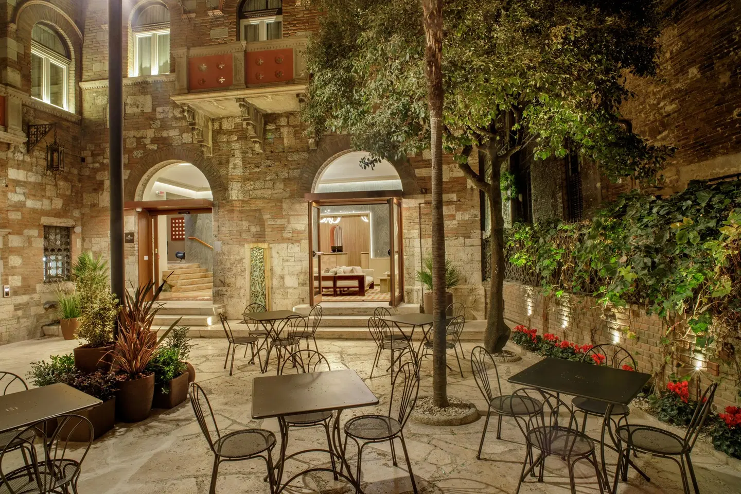 Rosetta Hotel Perugia, Tapestry Collection by Hilton Terrasse
