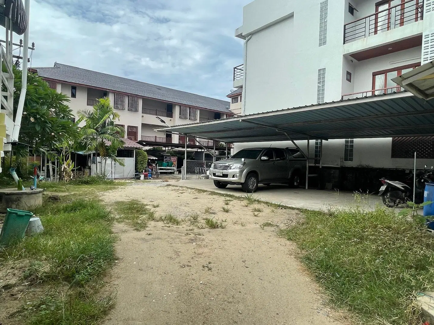 Utopia Resort EXTERIOR