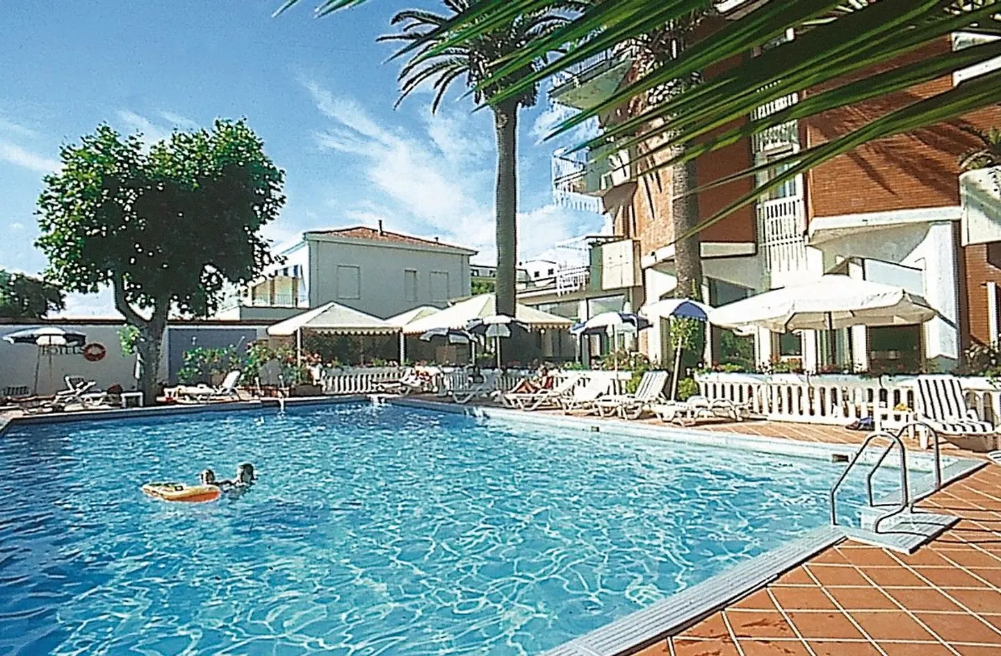 Grand Hotel OUTDOOR_POOL