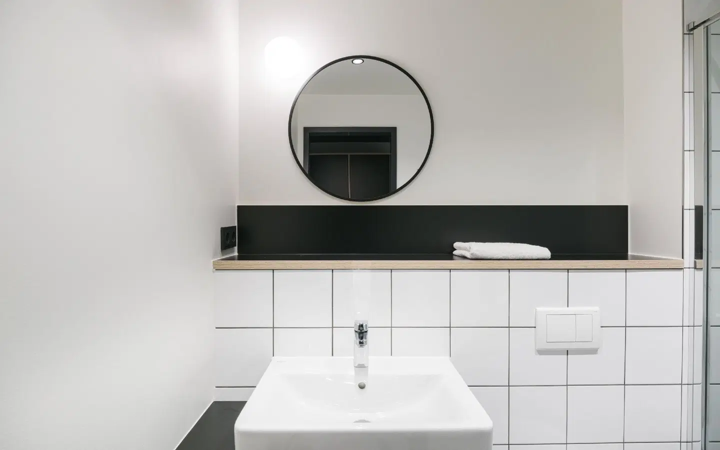 MoLiving - Design Hotel & Apartments Dusseldorf-Neuss Badezimmer