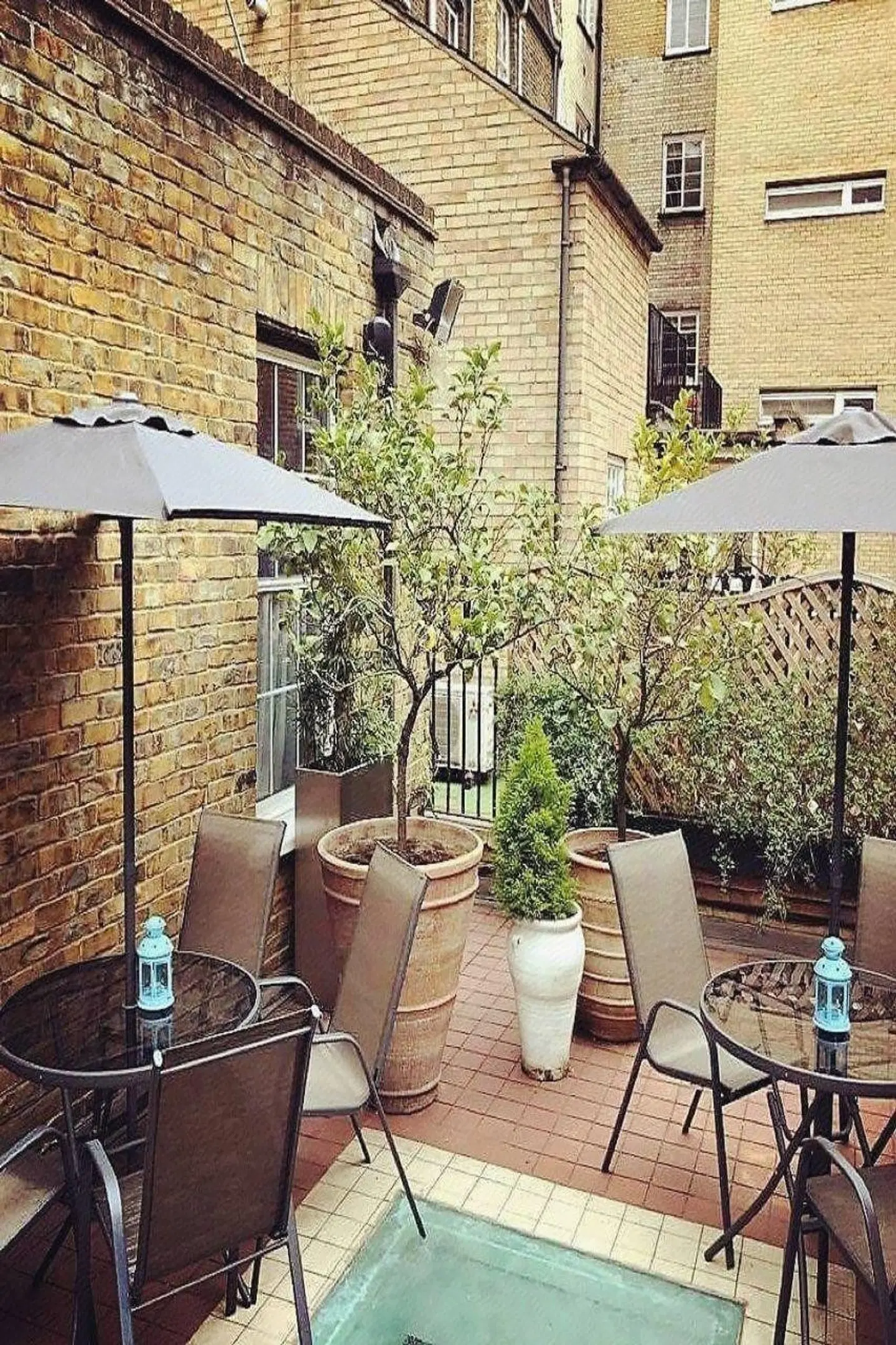 The California Terrasse