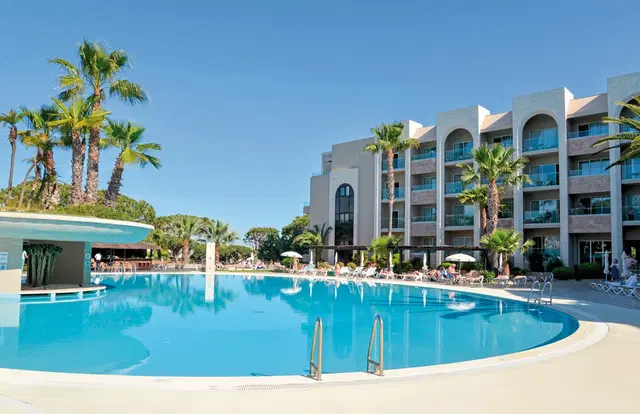Falésia OUTDOOR_POOL