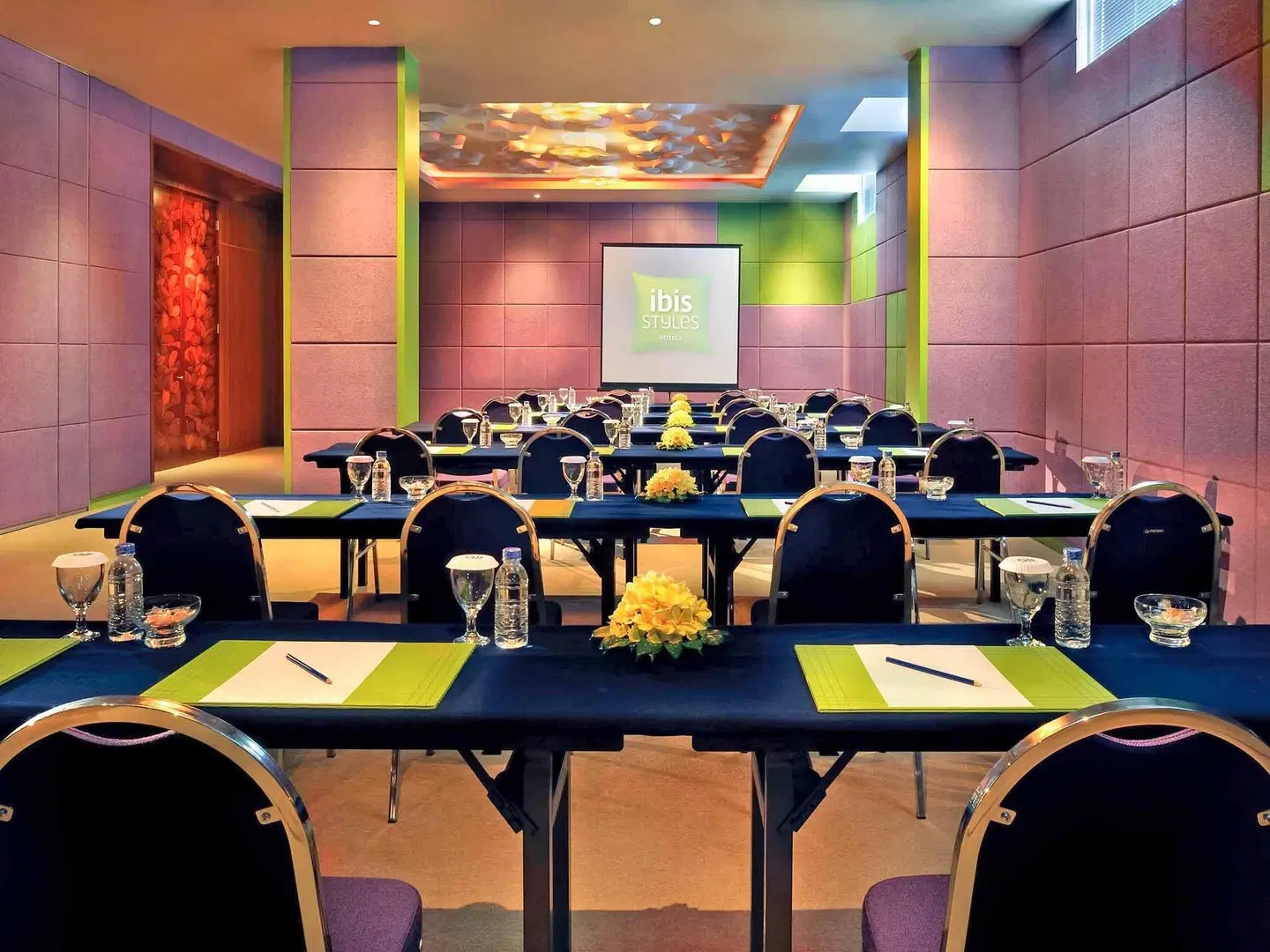 Ibis Styles Bali Denpasar Konferenz