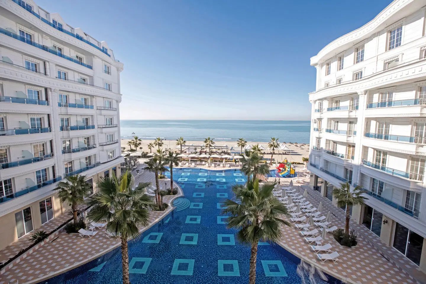 Grand Blue Fafa Resort EXTERIOR
