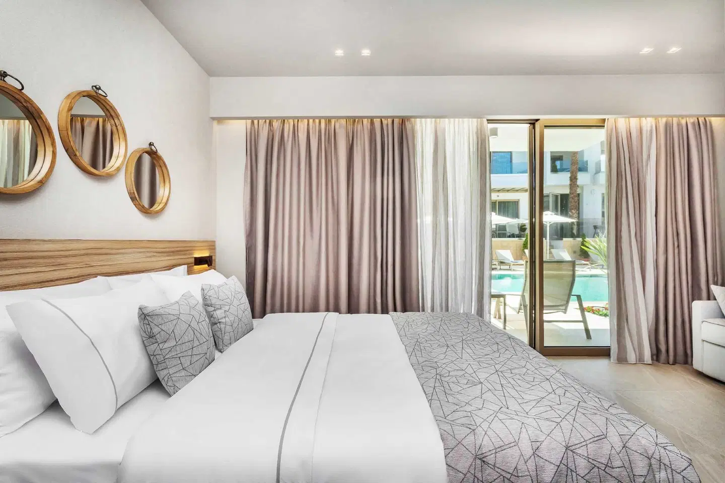 Pefki Deluxe Residences ROOM_EXAMPLE