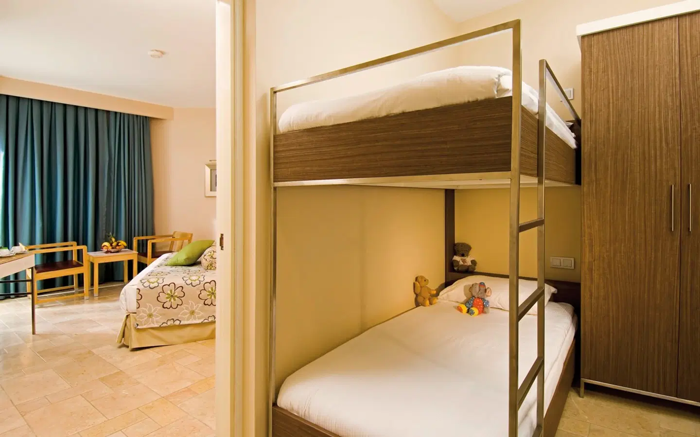 Blue Waters Club ROOM_EXAMPLE