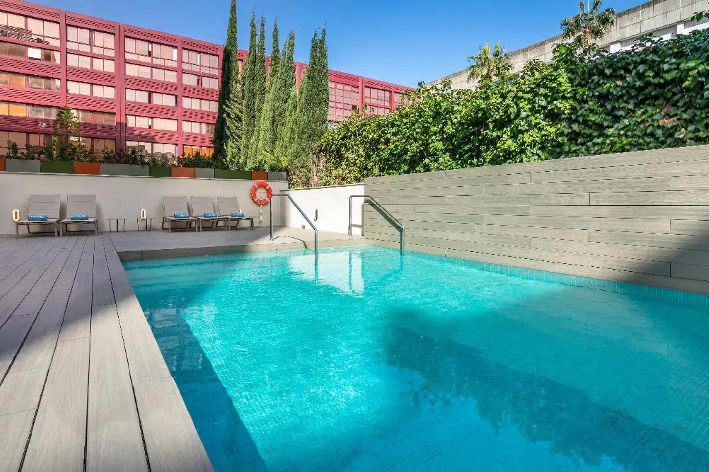 Occidental Sevilla Viapol OUTDOOR_POOL