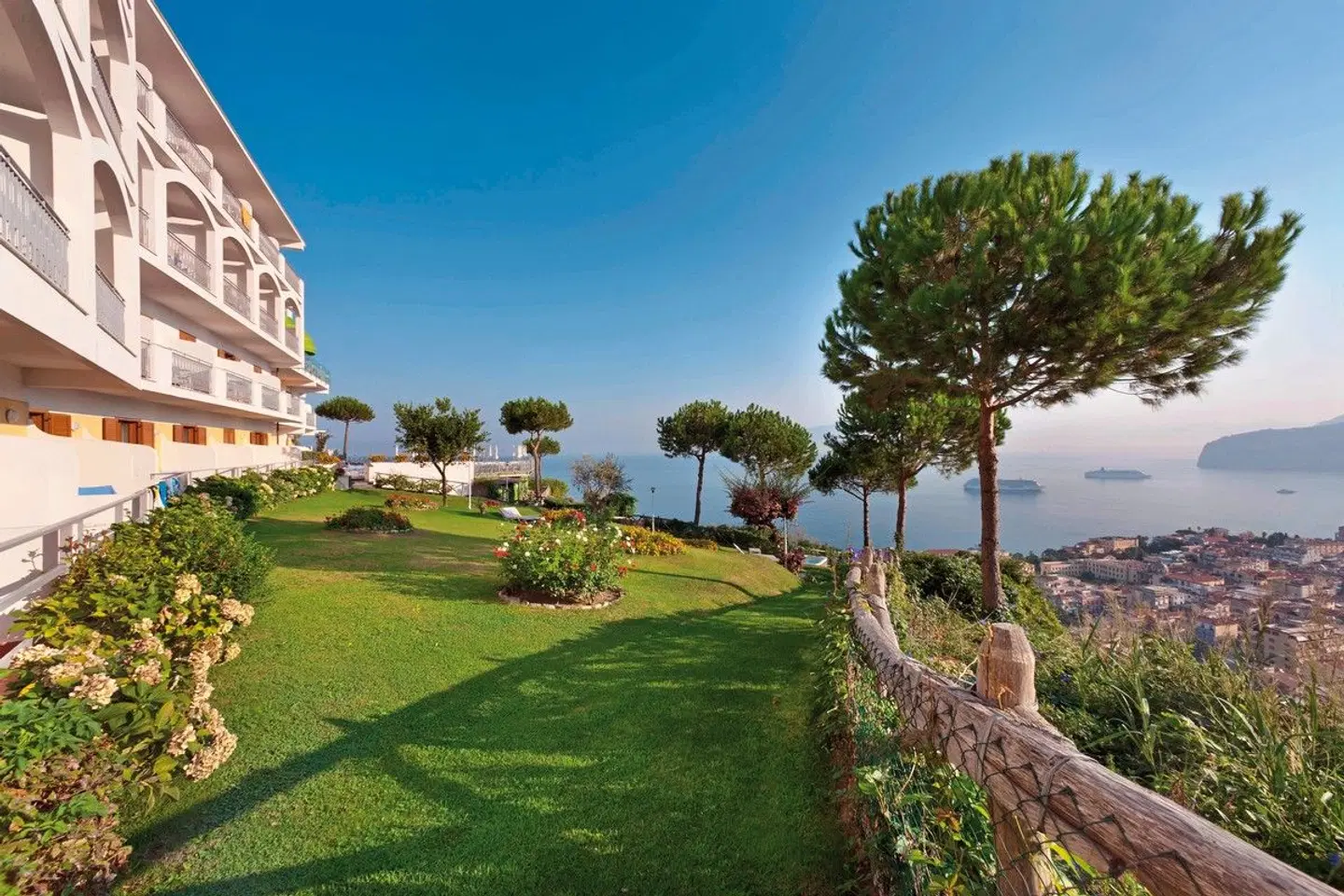 Grand Hotel President Garten
