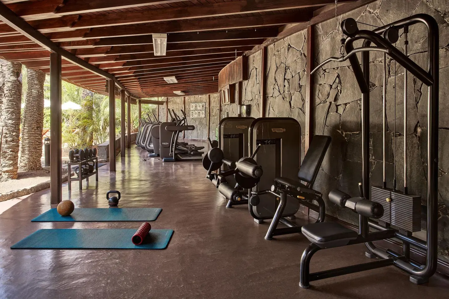 Seaside Palm Beach SPORTS_AND_LEISURE