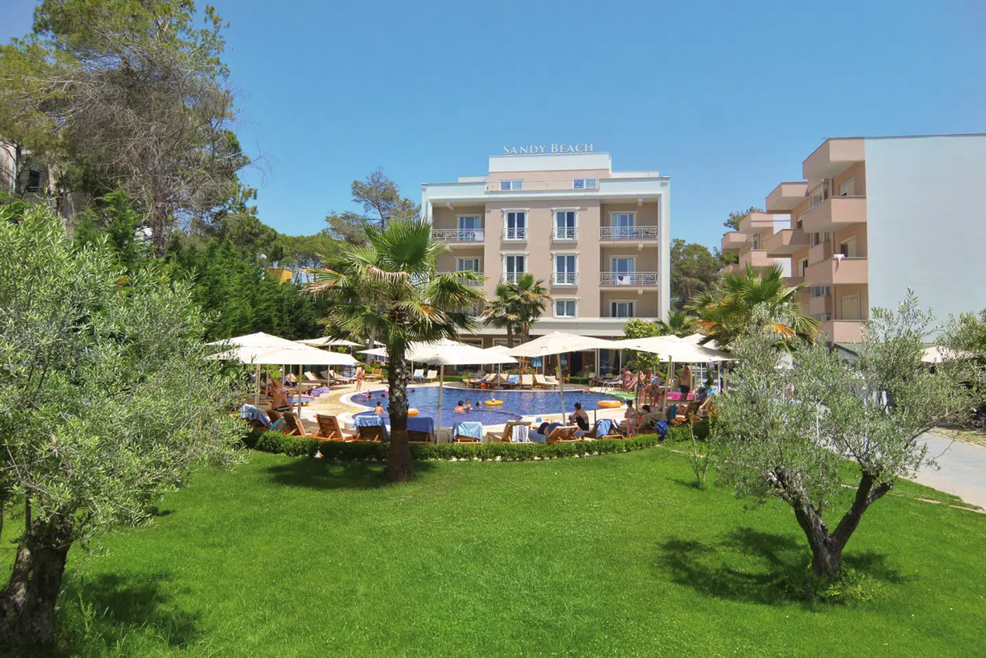 Sandy Beach Hotel Garten