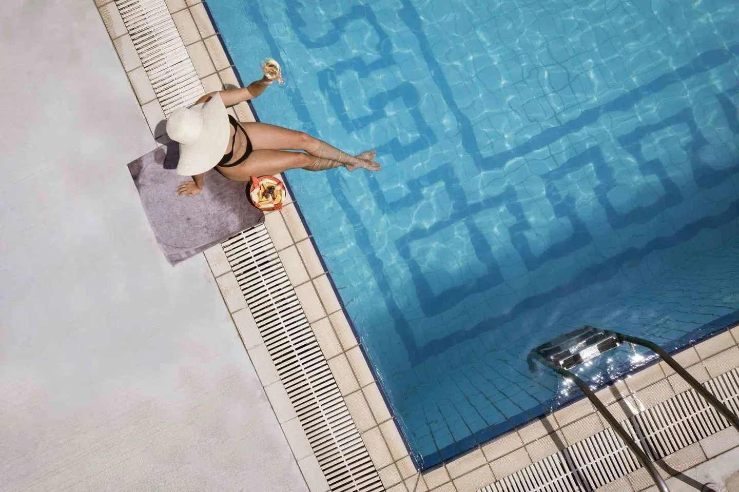 Atrium OUTDOOR_POOL
