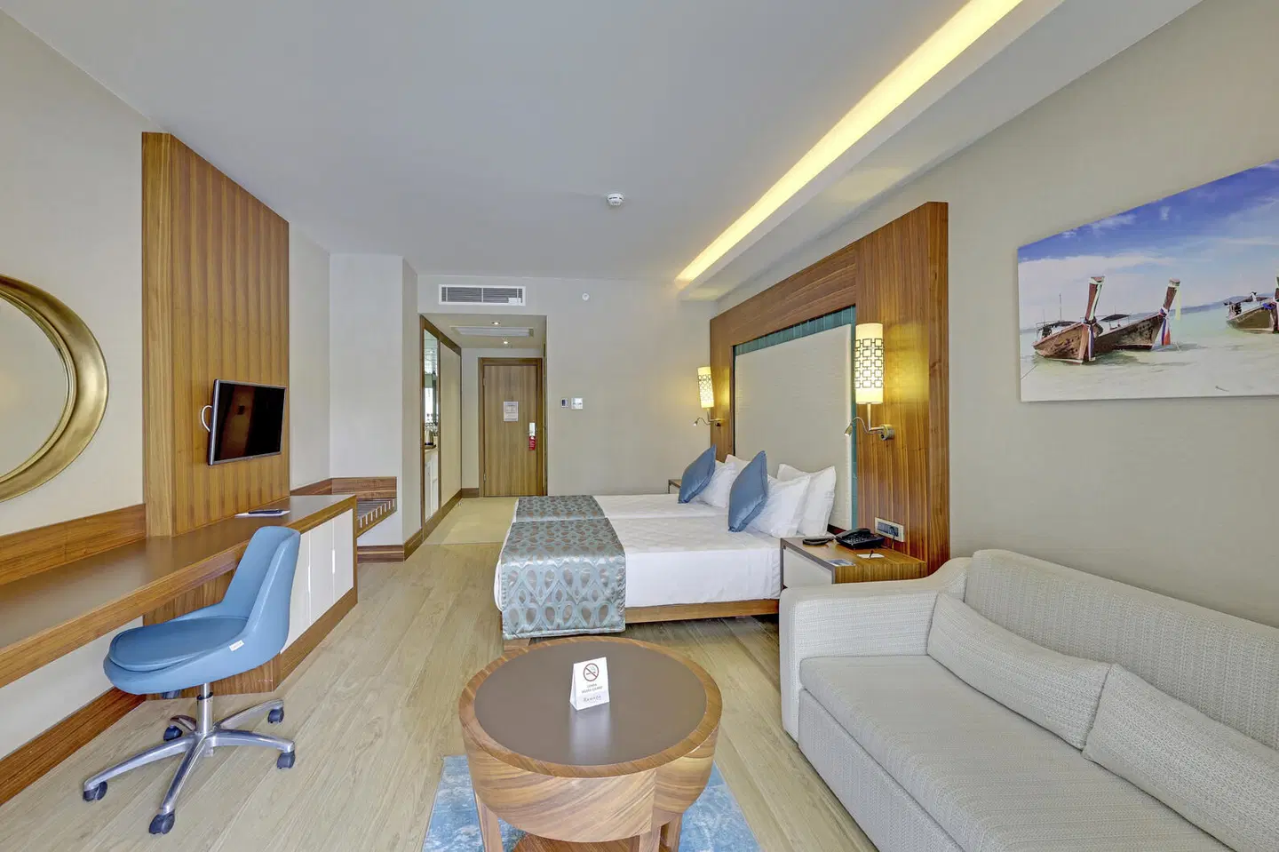 Ramada Hotel & Suites by Wyndham Kusadasi ROOM_EXAMPLE