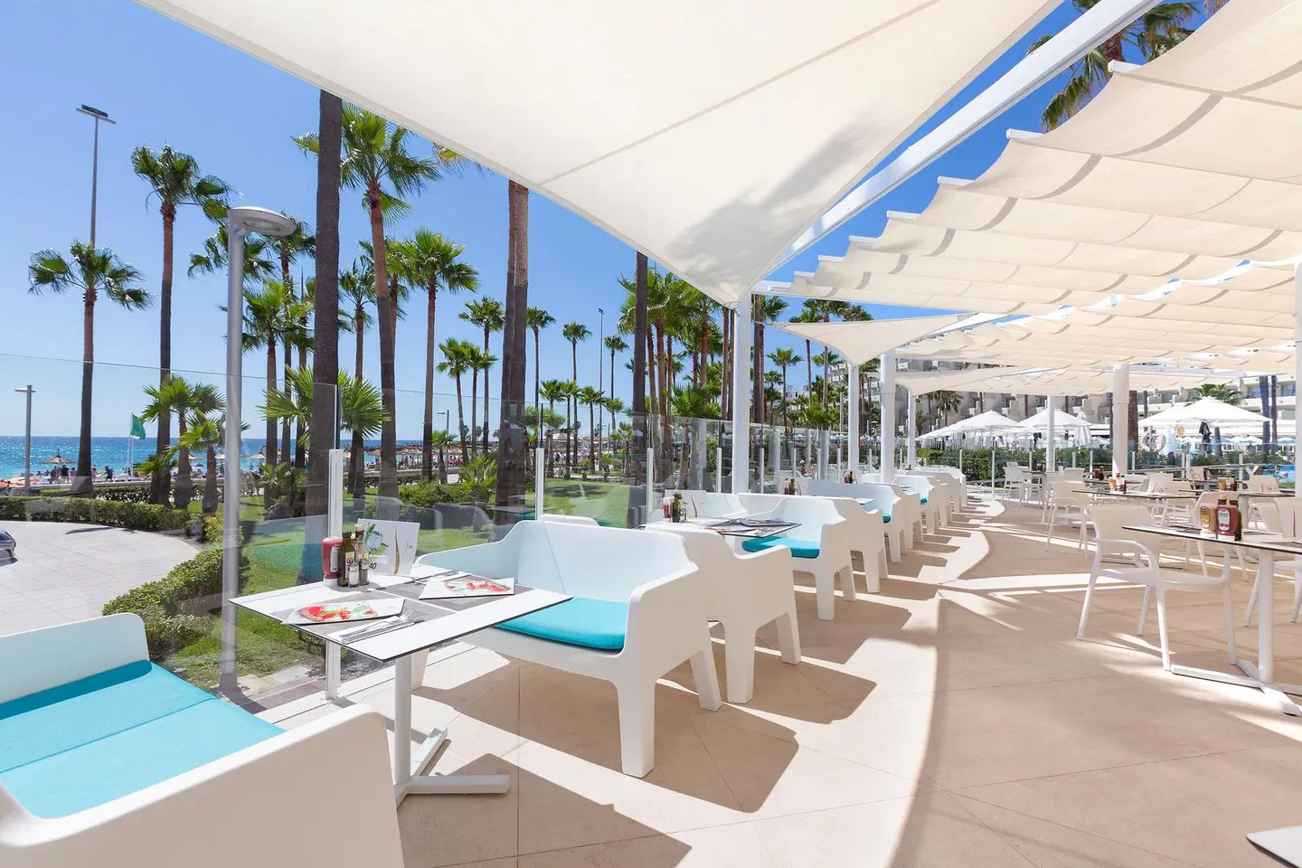 Hipotels Mediterraneo Terrasse