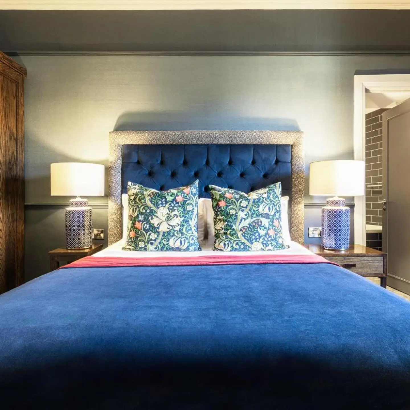 The Hardiman ROOM_EXAMPLE