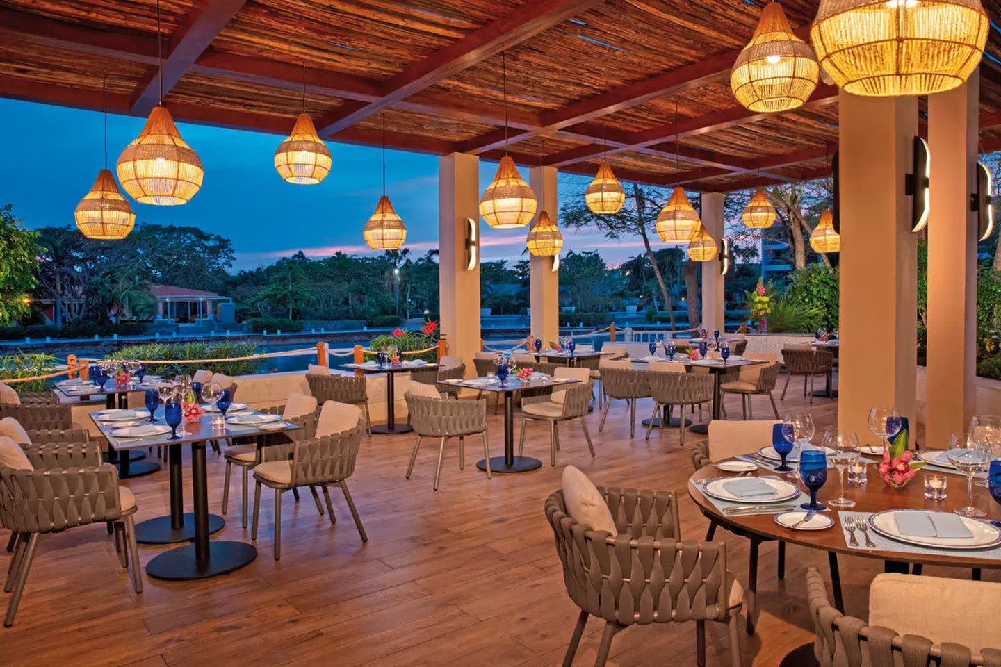 Dreams Aventuras Riviera Maya Restaurant