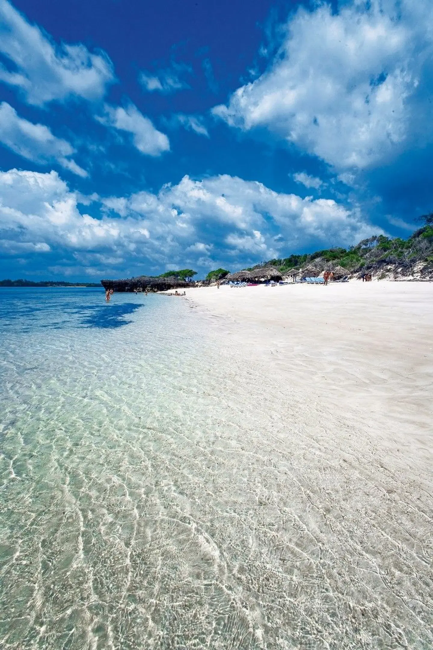 Temple Point Resort BEACH