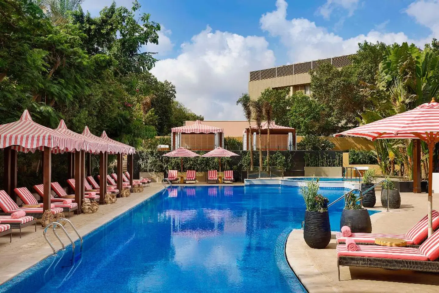 Waldorf Astoria Cairo Heliopolis OUTDOOR_POOL