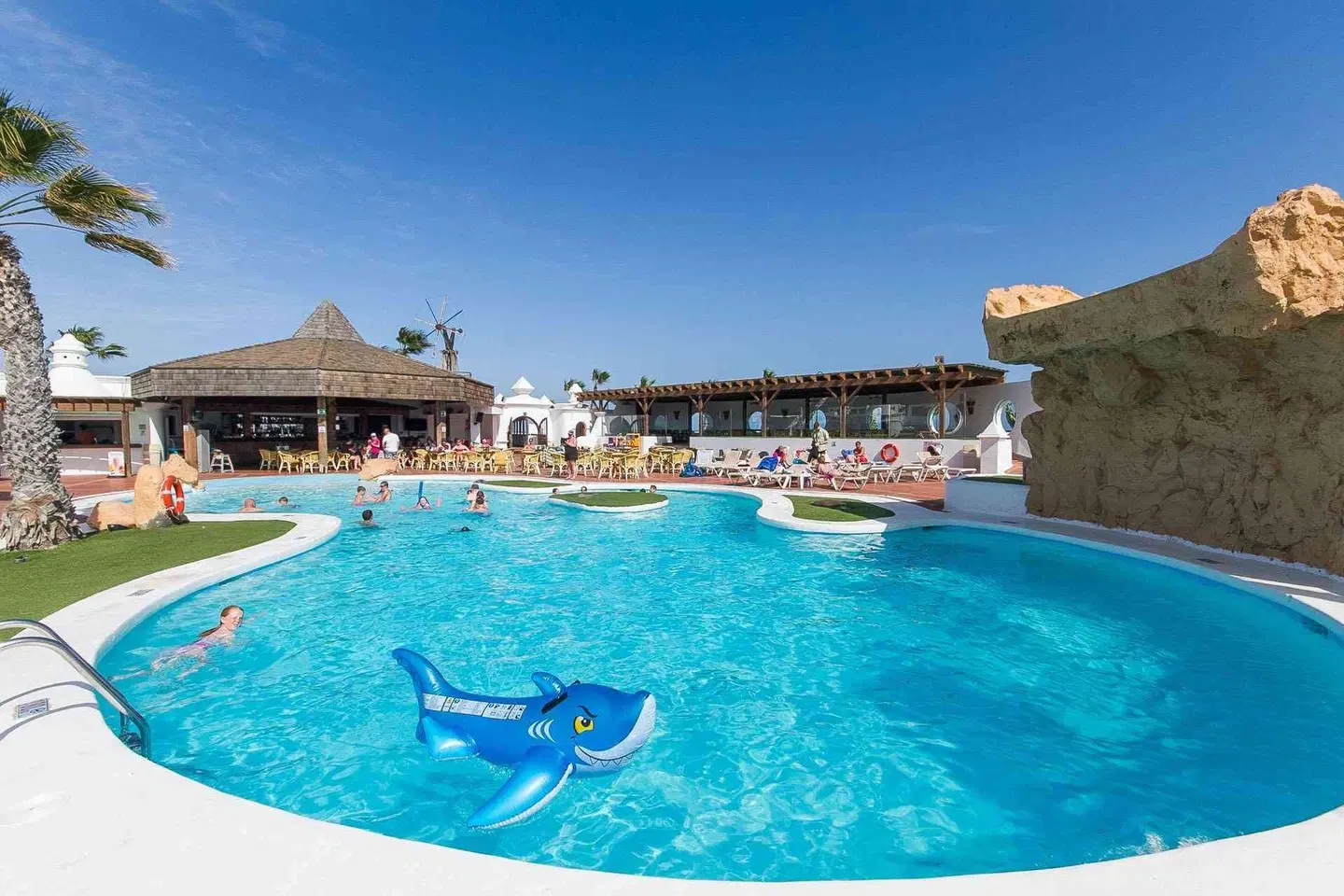Sands Beach Resort OUTDOOR_POOL