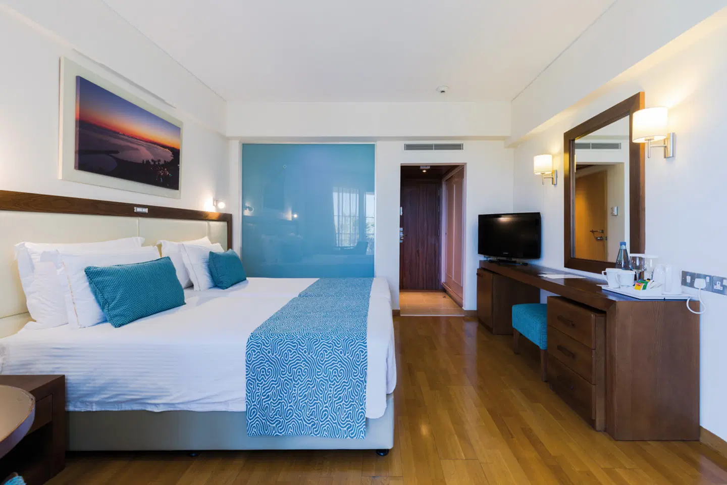 The Golden Bay Beach ROOM_EXAMPLE