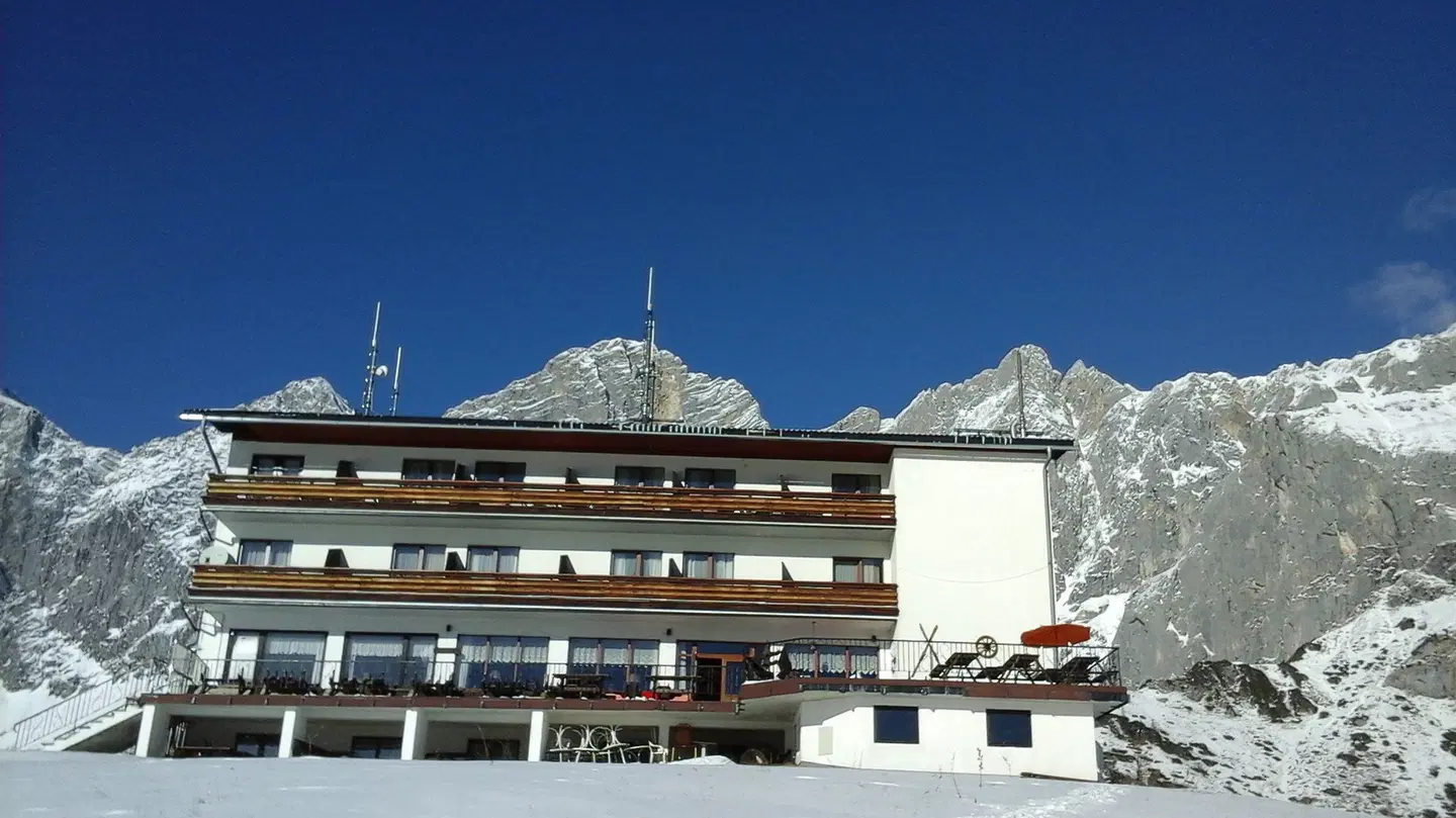 Berghotel Dachstein EXTERIOR