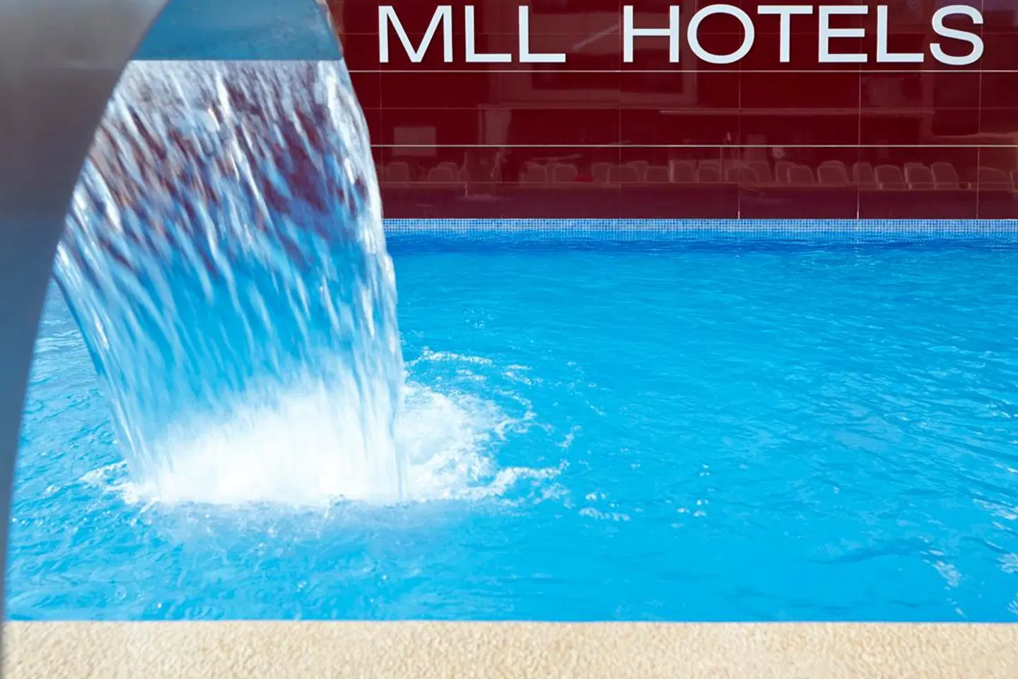 MLL Caribbean Bay OUTDOOR_POOL
