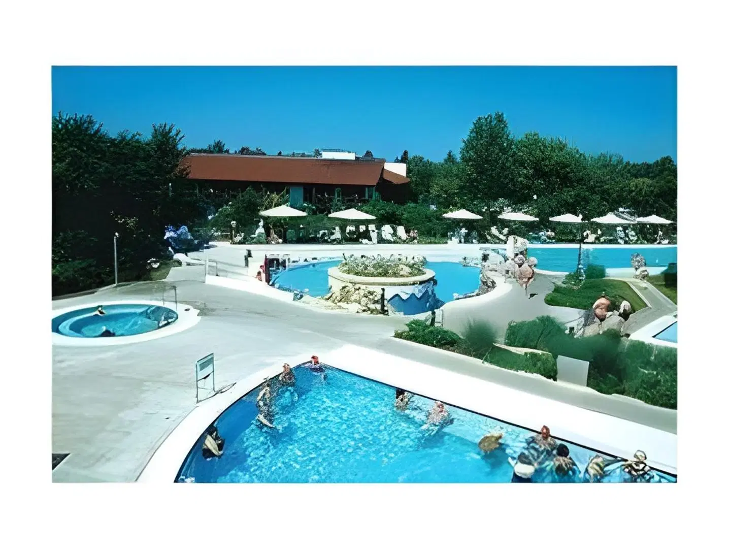 Sammareier Gutshof OUTDOOR_POOL