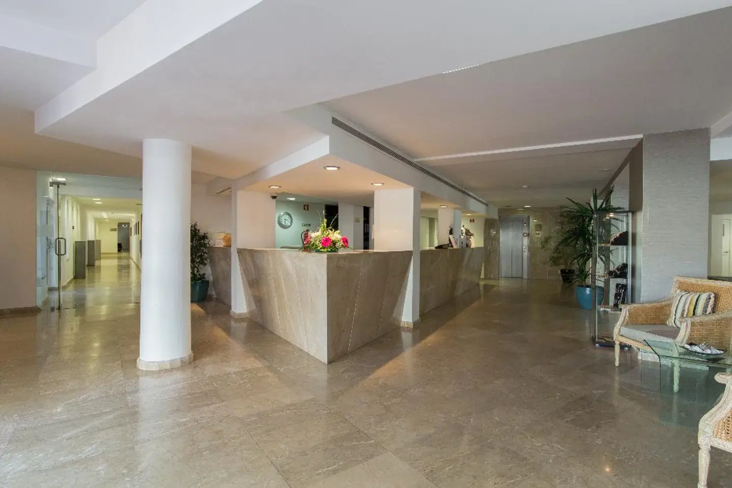 Quarteirasol Beach Hotel LOUNGE_LOBBY