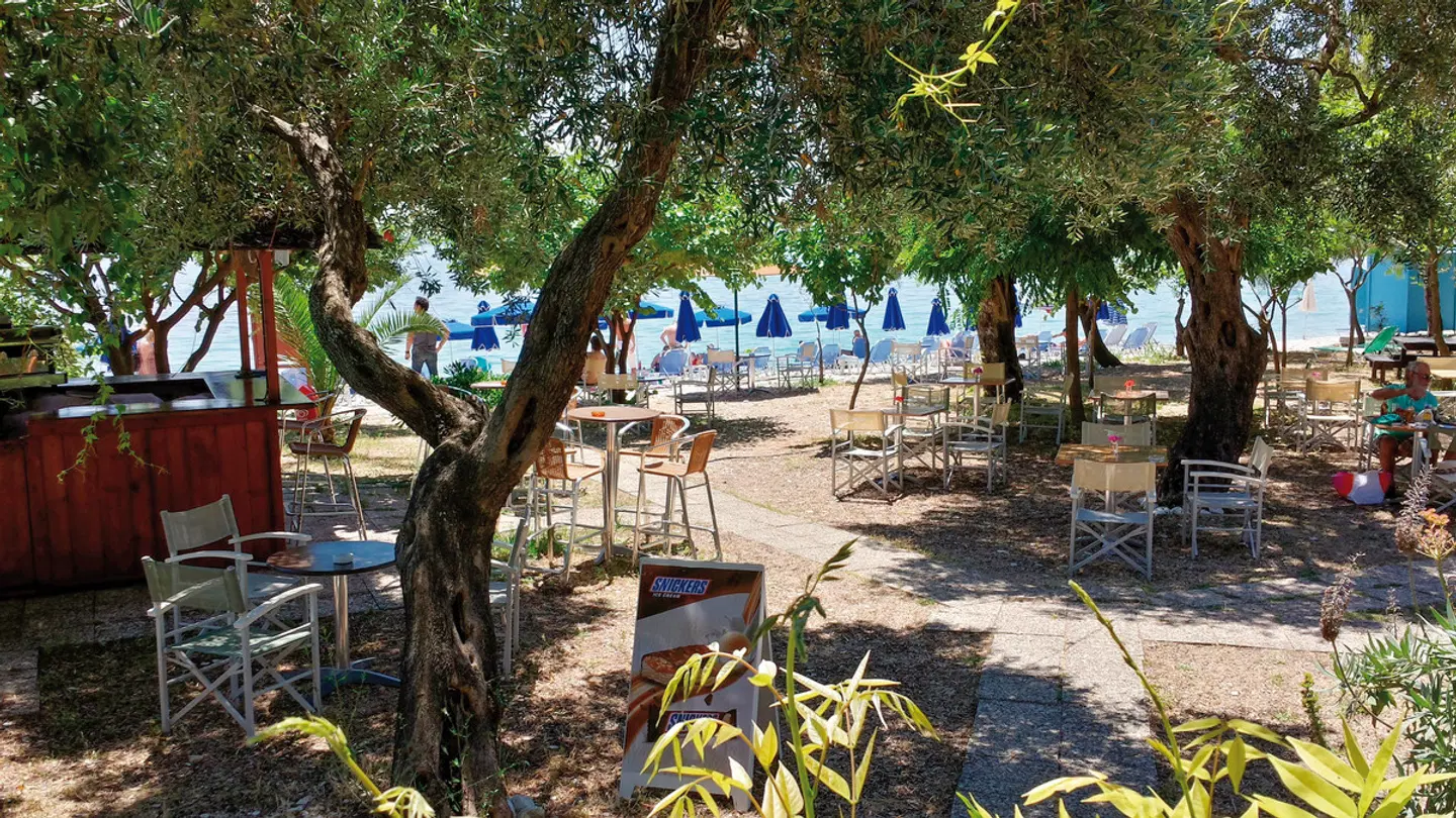 La Riviera Barbati Seaside Luxurious Apartments & Villas Garten