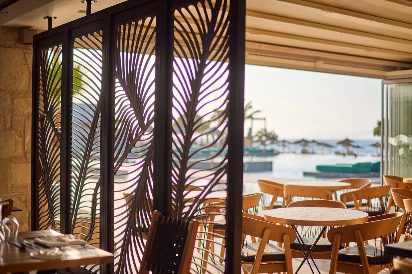 Paralos Kosta Alímia Resort Terrasse