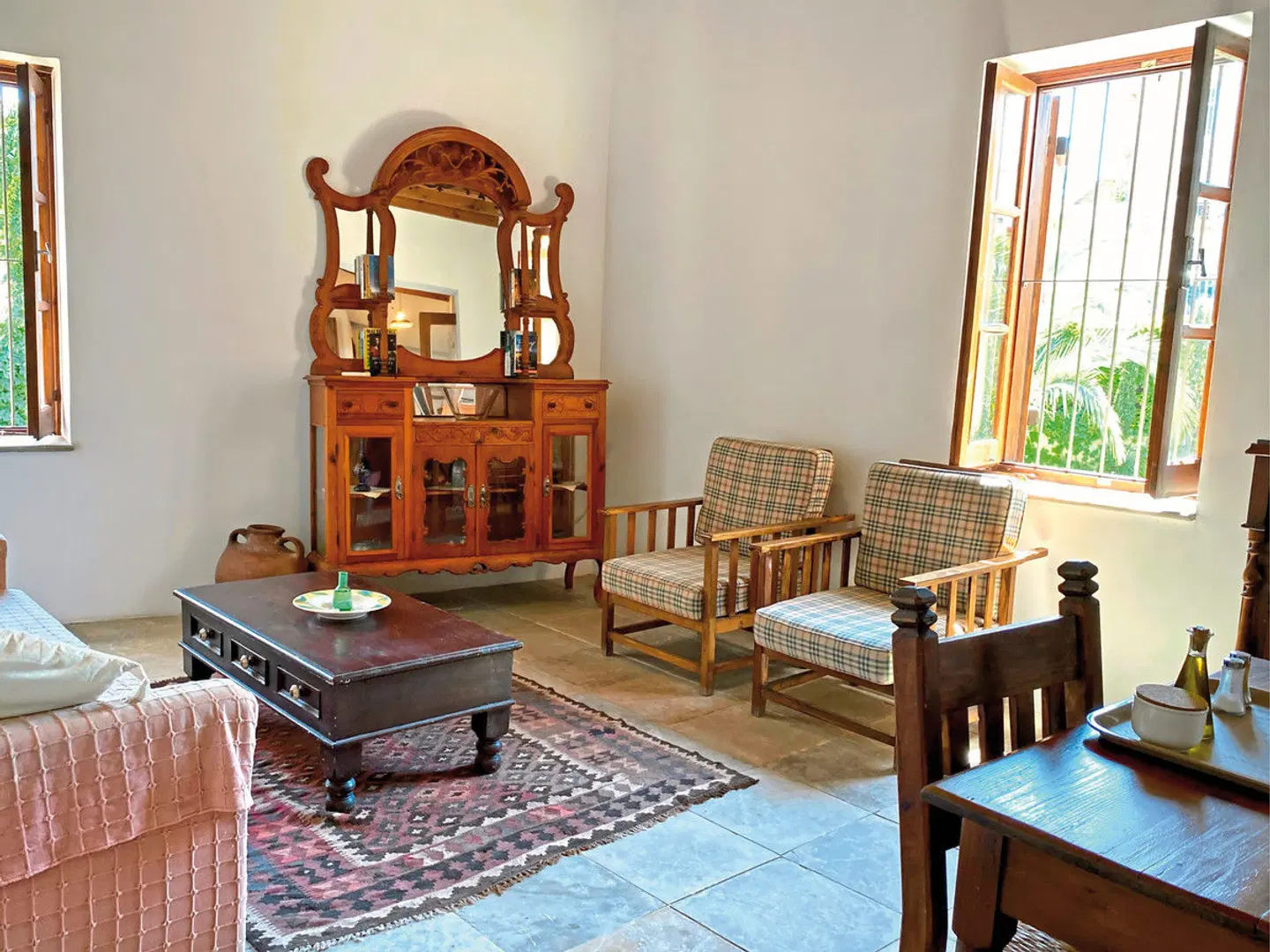 Filokypros Character Houses ROOM_EXAMPLE