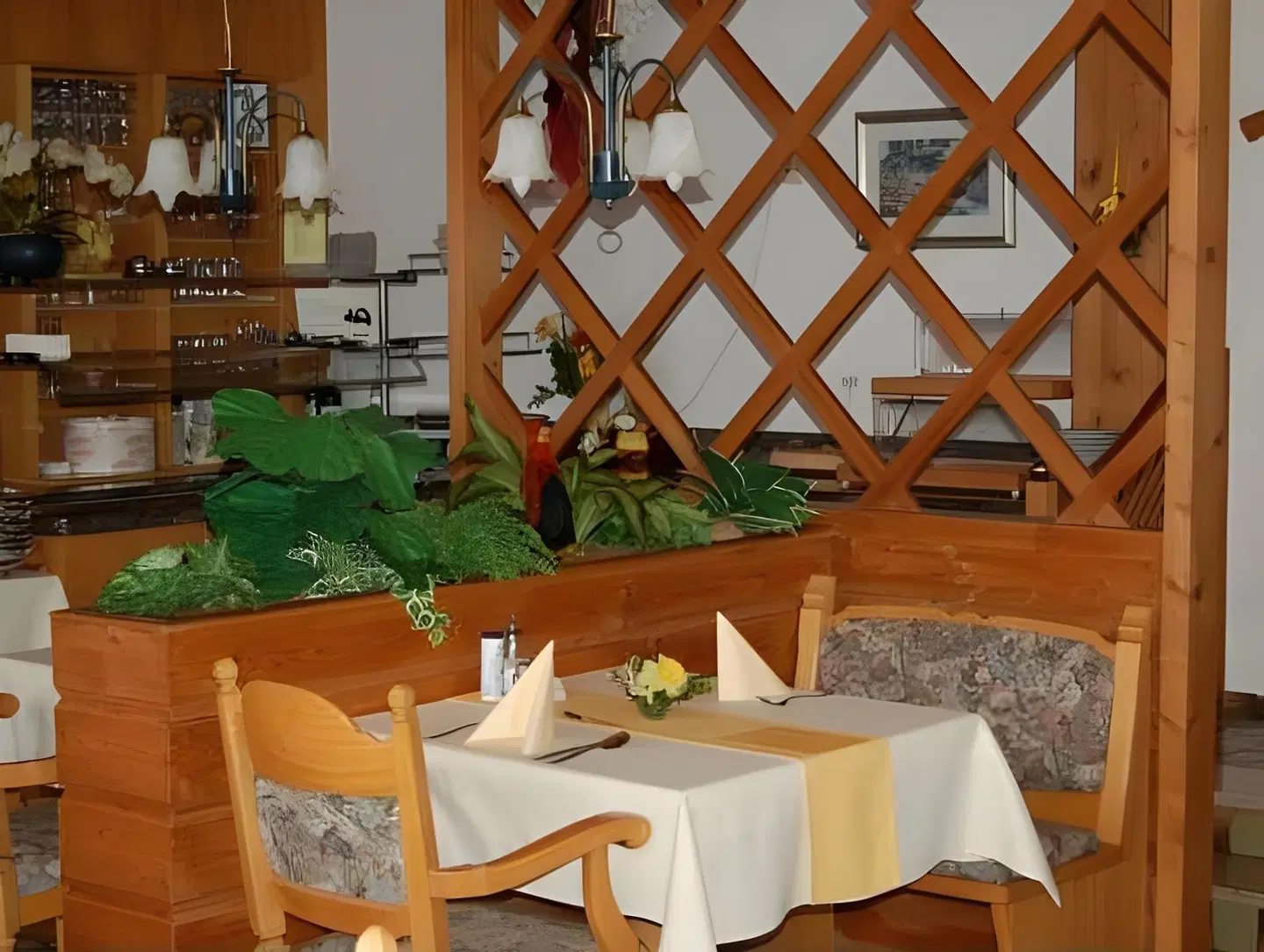 Maximilian Restaurant
