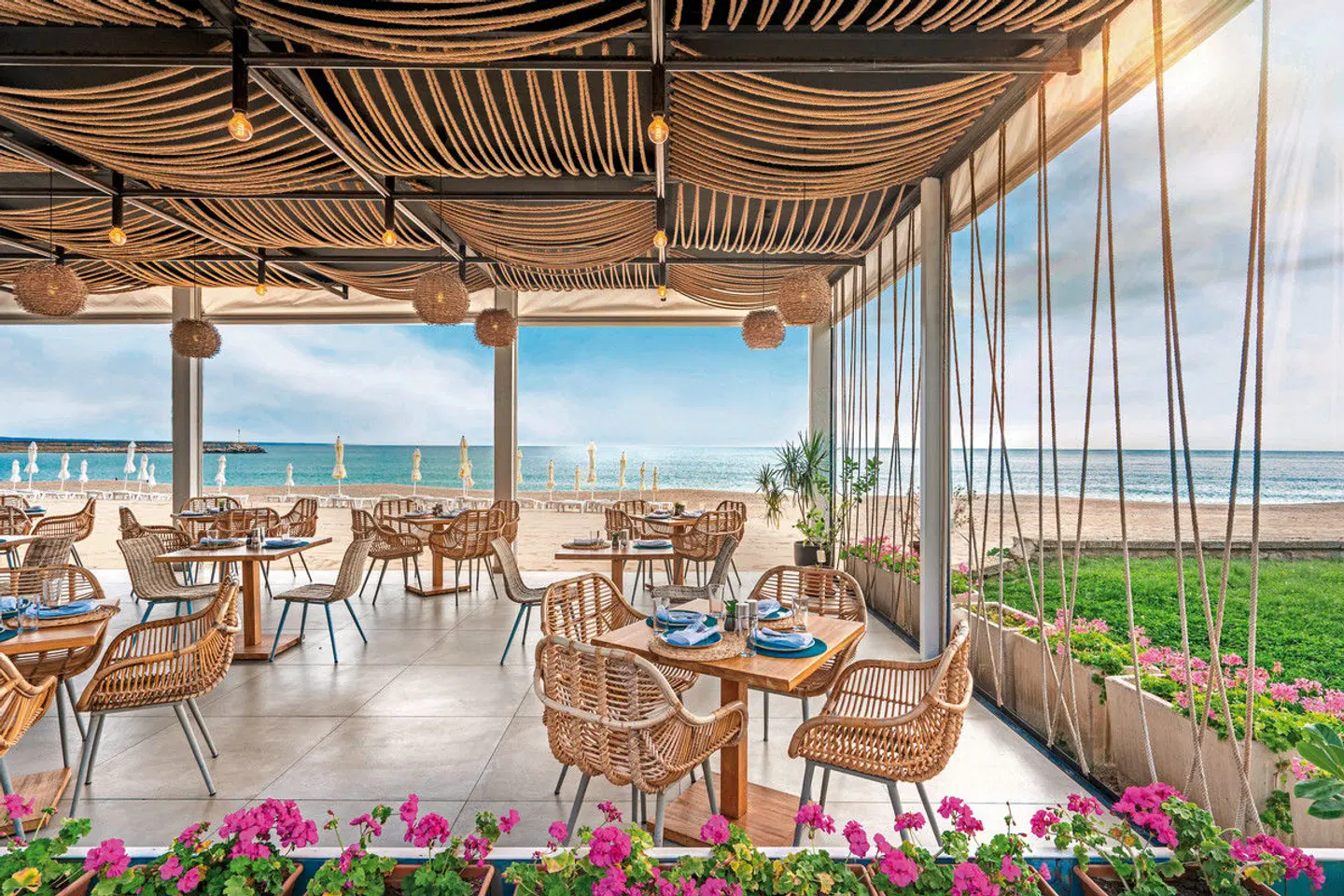 GRIFID Encanto Beach Terrasse