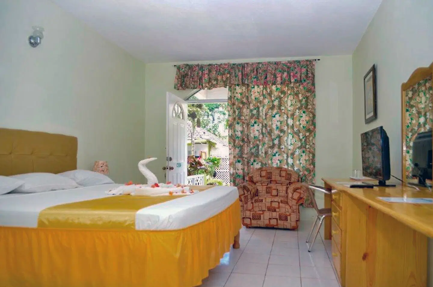 Fun Holiday Beach Resort Badezimmer