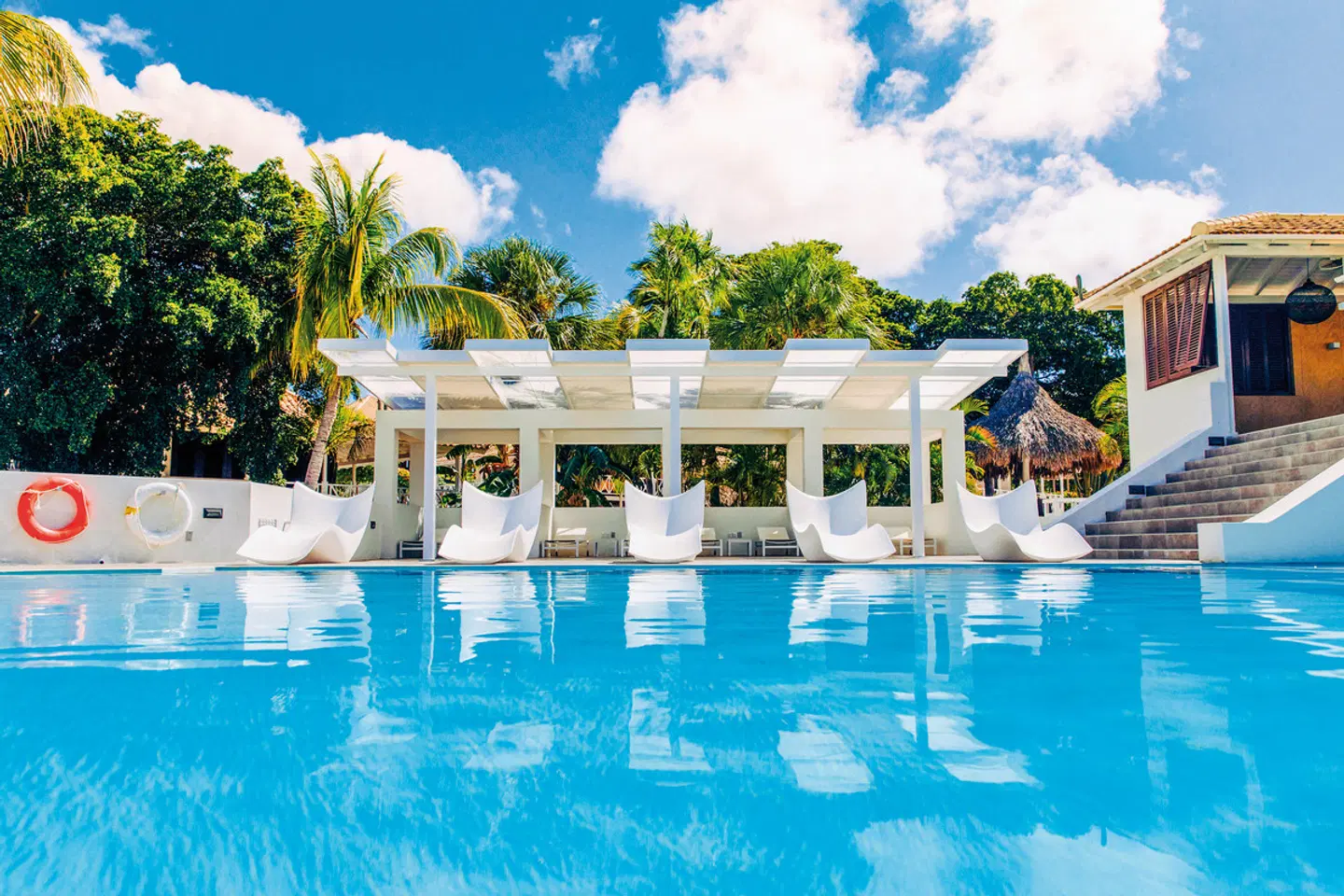 Papagayo Beach Resort OUTDOOR_POOL