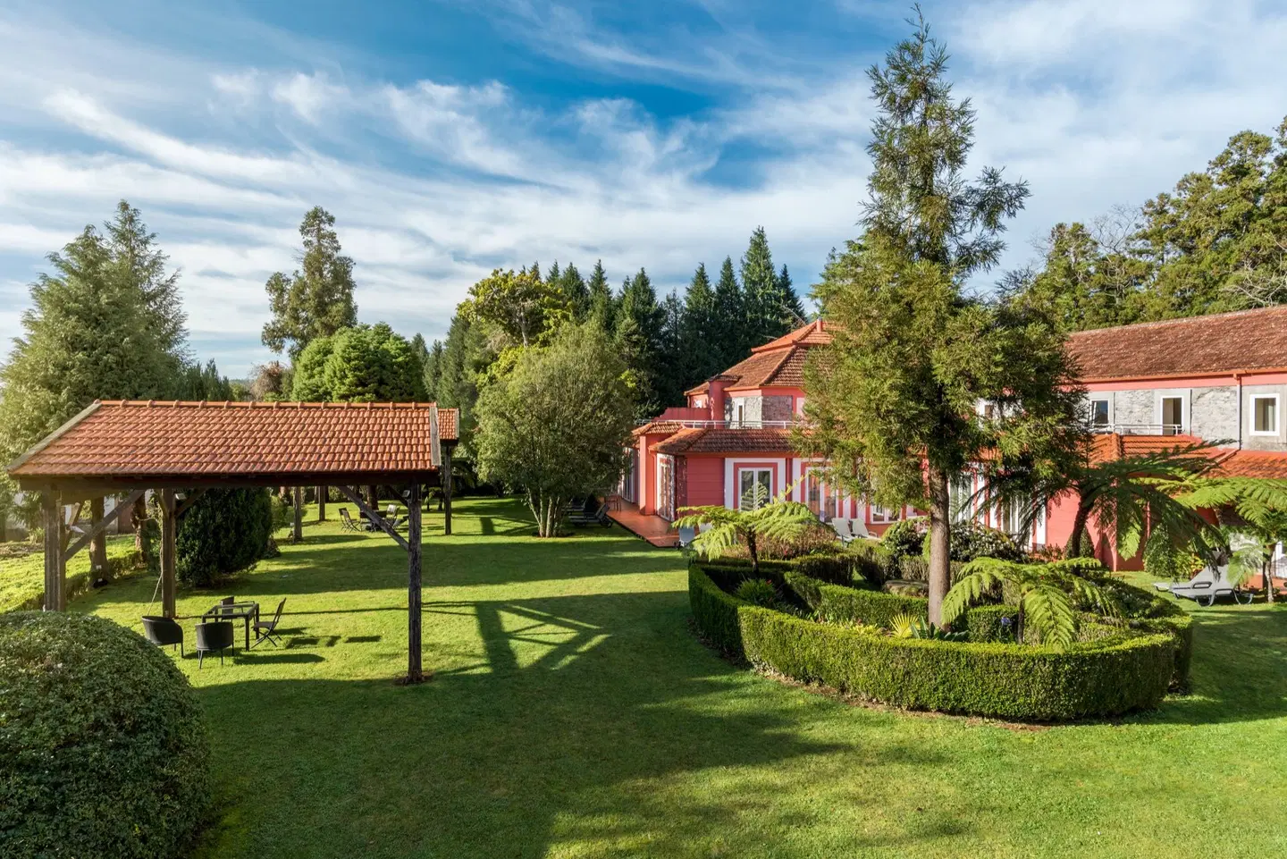 Enotel Santo da Serra Garten