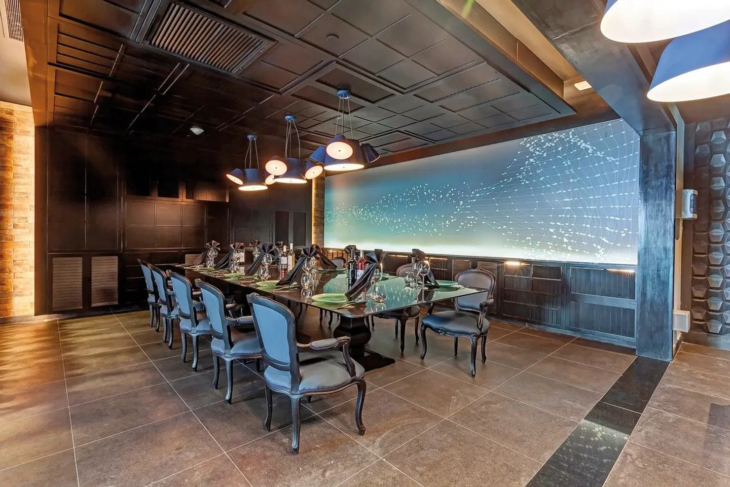 Royalton Chic Cancun Bar