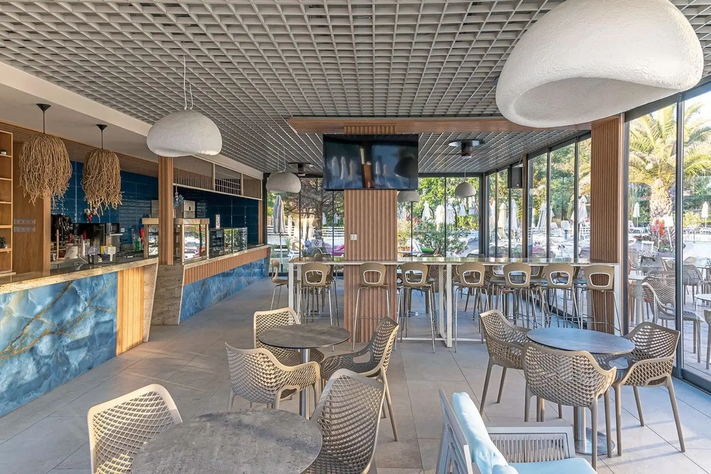 Sentido Neptun Beach Bar