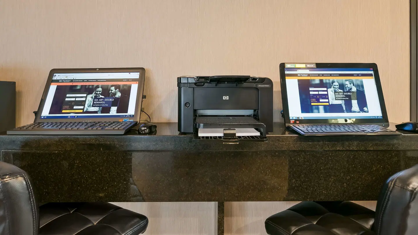 Best Western Airport Inn ROOM_EXAMPLE