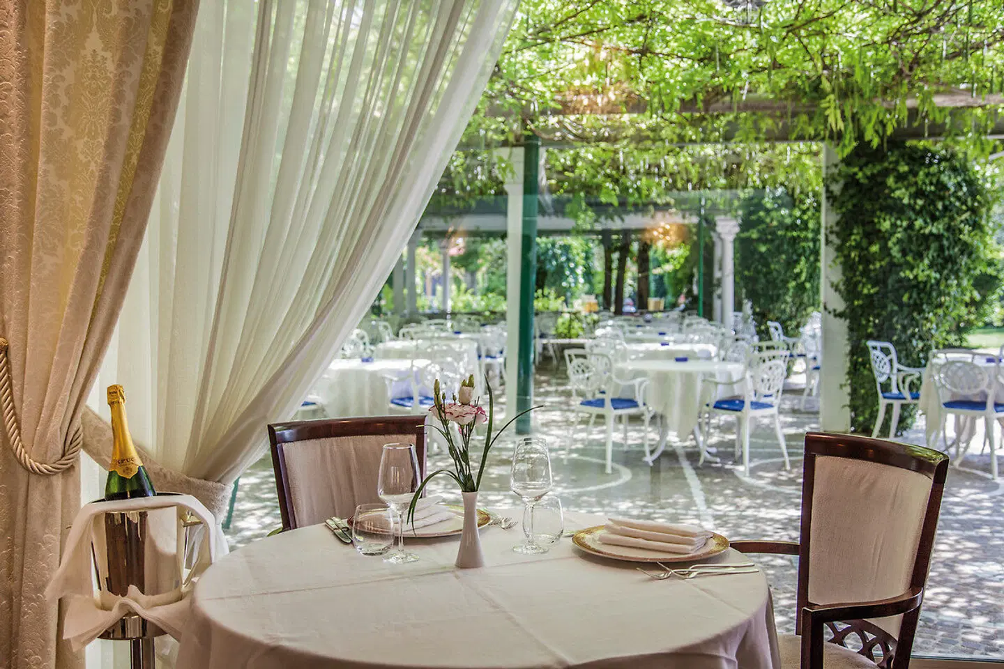 Aurelia Restaurant