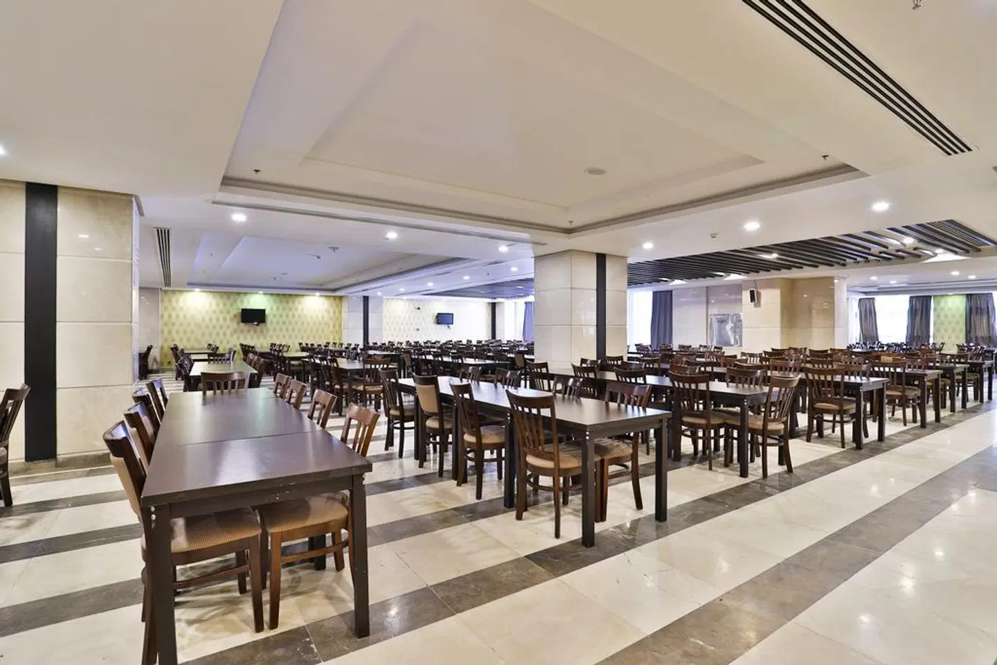 Al Hidayah Towers Hotel Restaurant