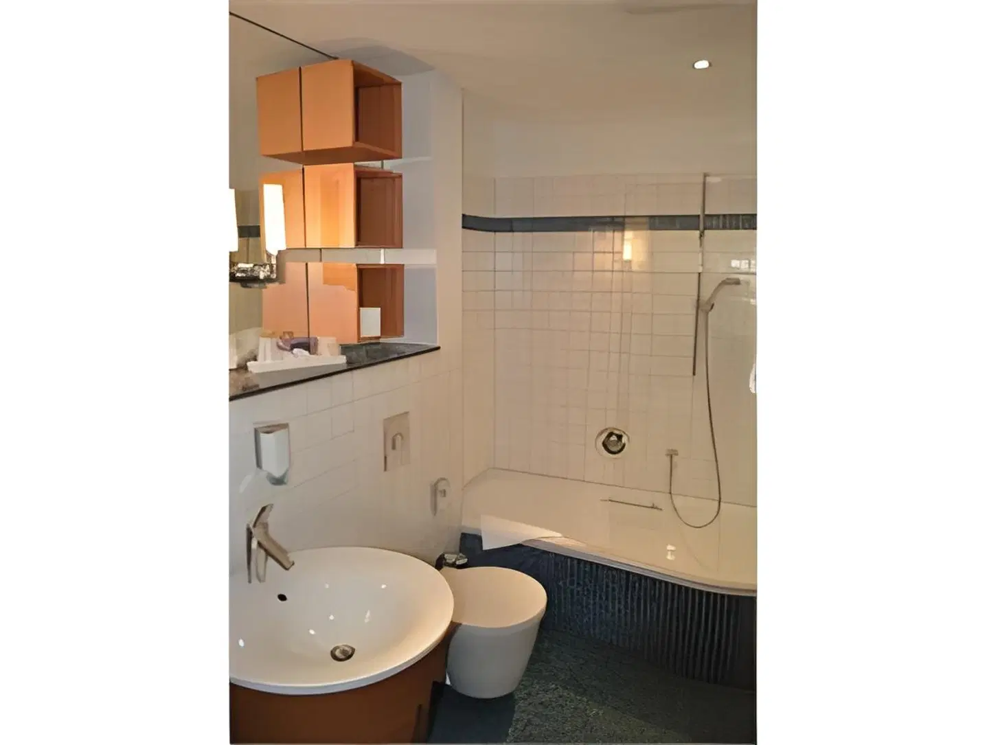 Art Hotel Ahlen Badezimmer