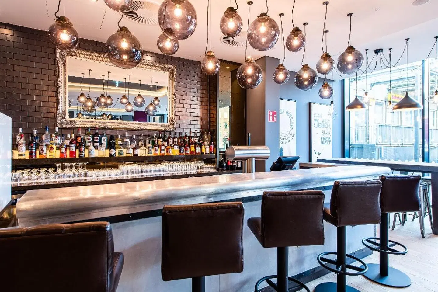 Premier Inn Essen City Centre Bar