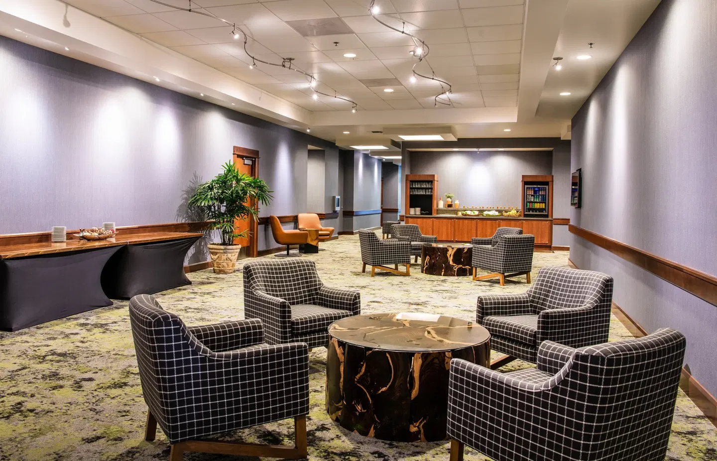 DoubleTree by Hilton Hotel Portland LOUNGE_LOBBY